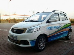 A complete catalogue of current Chinese electric cars, manufacturers, specificat